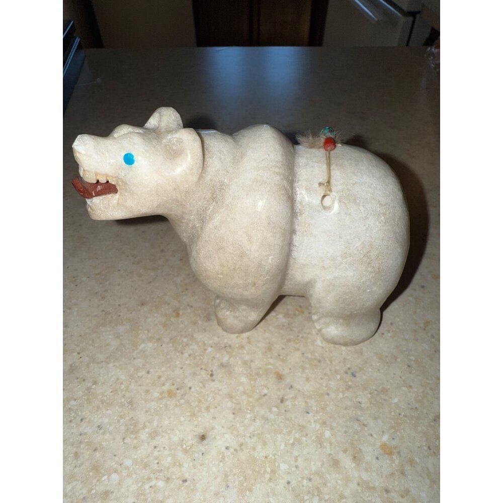 Ben Levingston Navajo Zuni Bear Fetish Carving‎